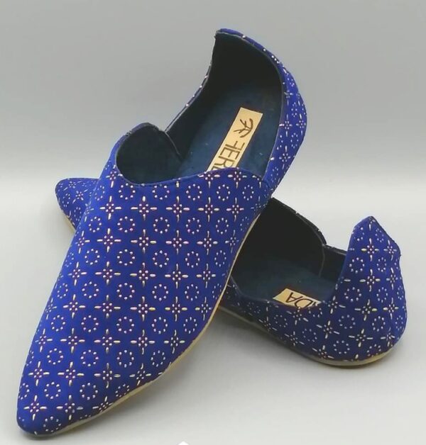 Babouche bleu roi
